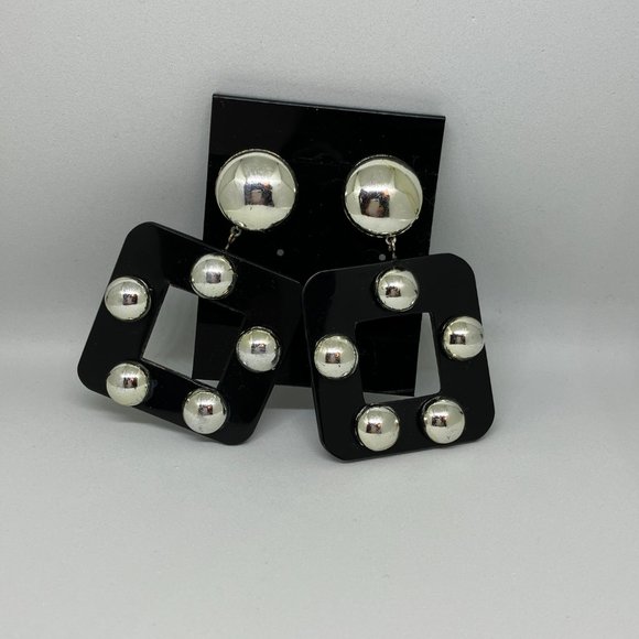 Vintage 80s 90 Black Acrylic and Silver Studded Square Statement Earrings - Picture 3 of 5